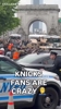 NYPD出手了！尼克斯球迷不顾警察劝阻各种乱跑横穿马路！