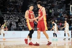 媒体人：中国男篮整体问题不大 下半场保持自己的进攻状态就OK