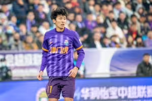 谢维军：上半年确实经历了很多误判，这一年的辛苦都非常值得